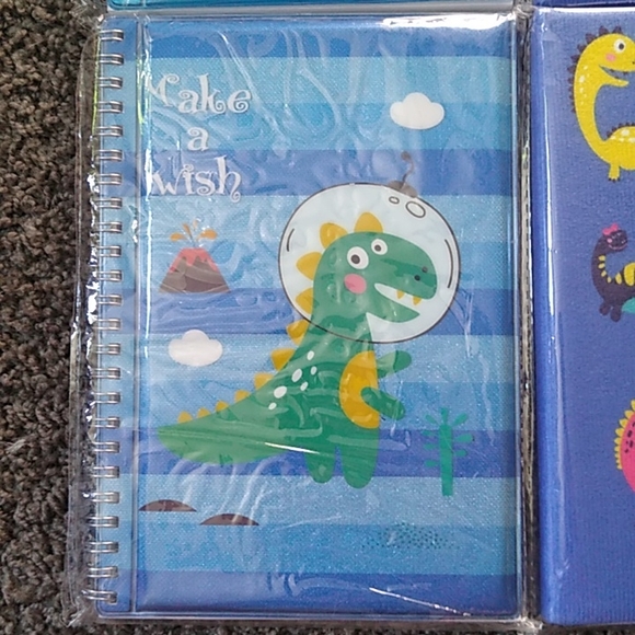 🦕6 Piece Dinosaur Journal/ Desk Set🦕 - Picture 2 of 10